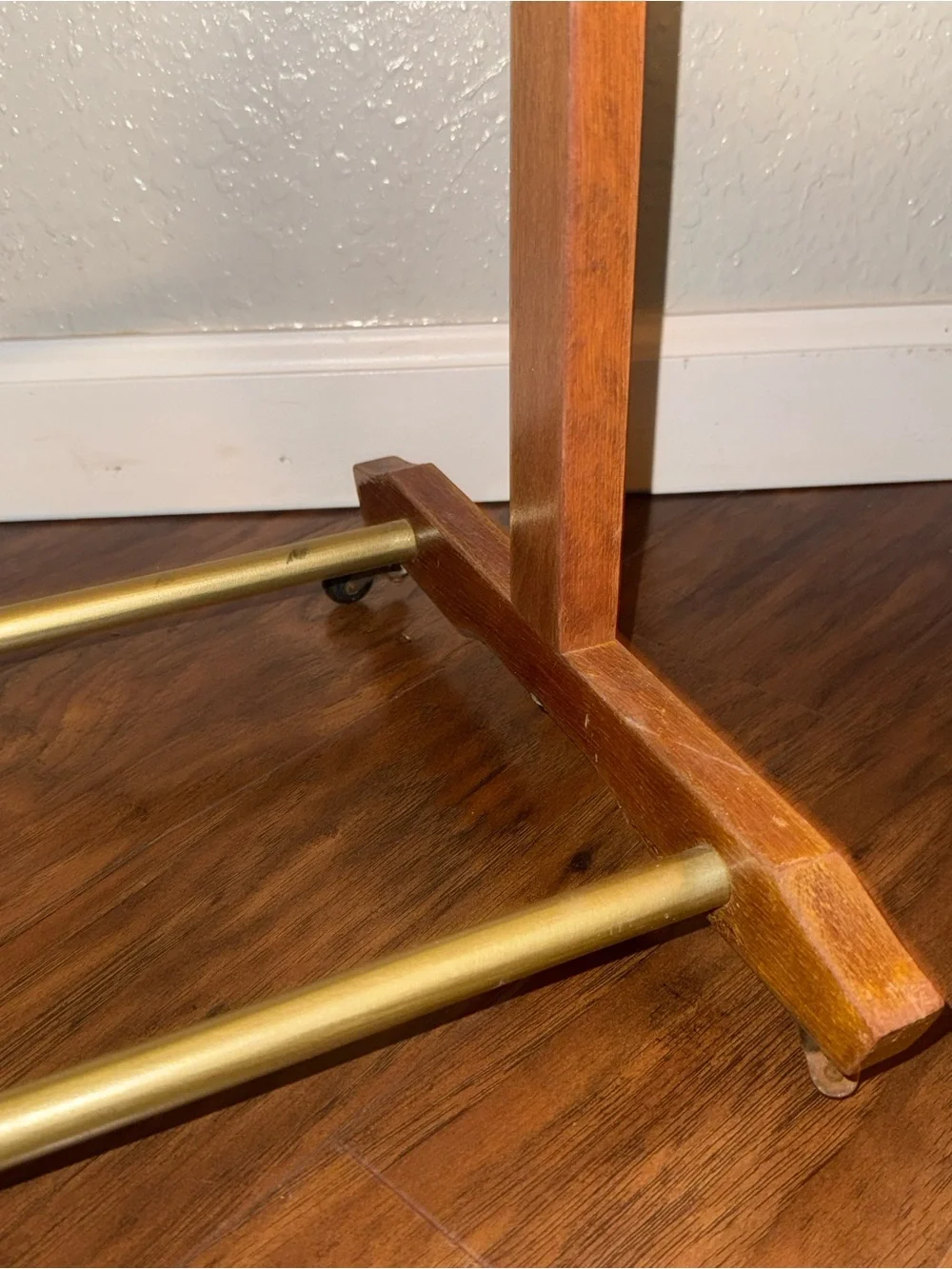 Fratelli Reguitti Brevettato Italian Wood Rolling Valet Stand Rack 1950s Vintage